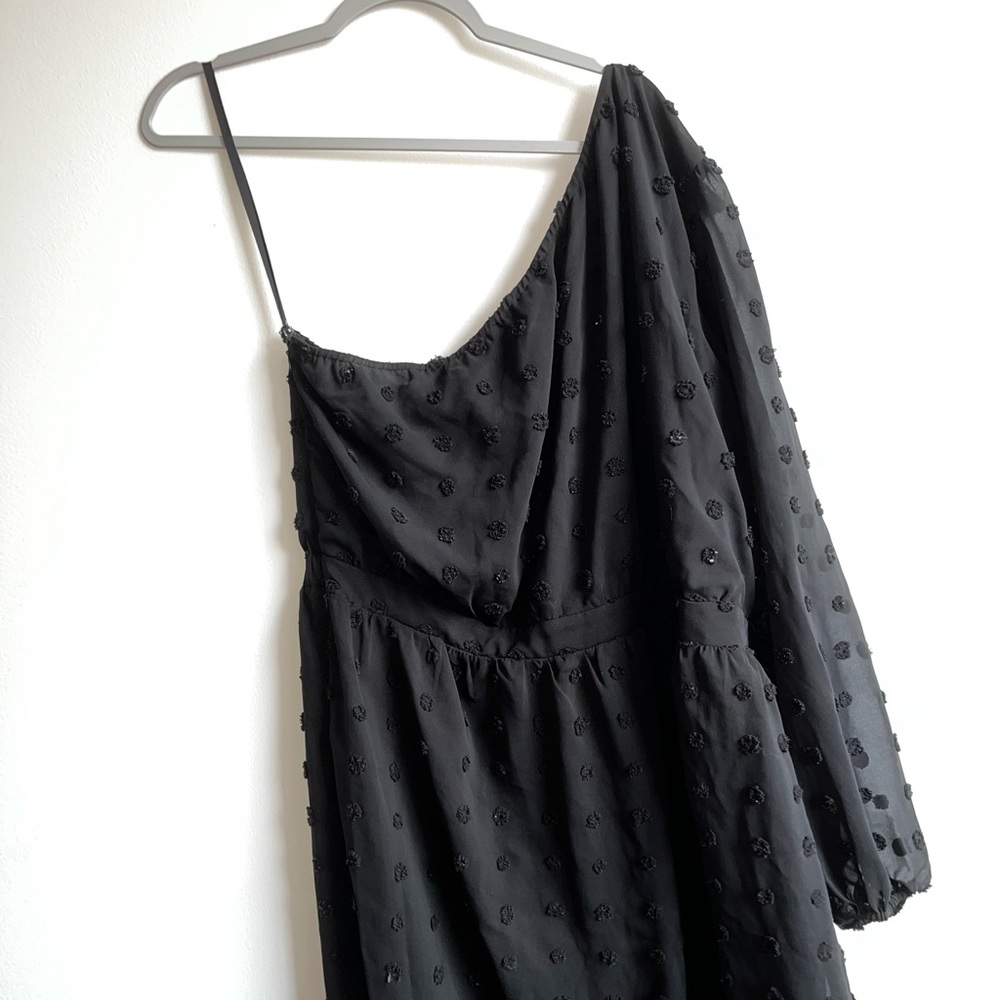 black one shoulder dress with dot detail